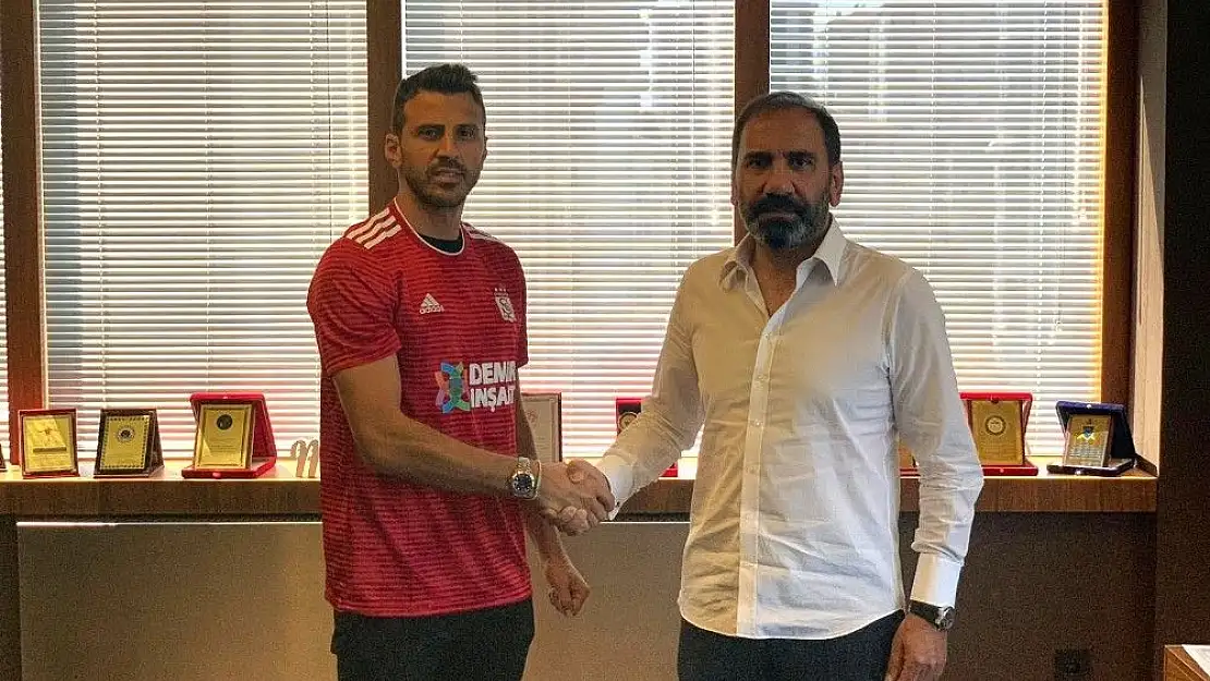 'Caner Osmanpaşa, Sivasspor´da'