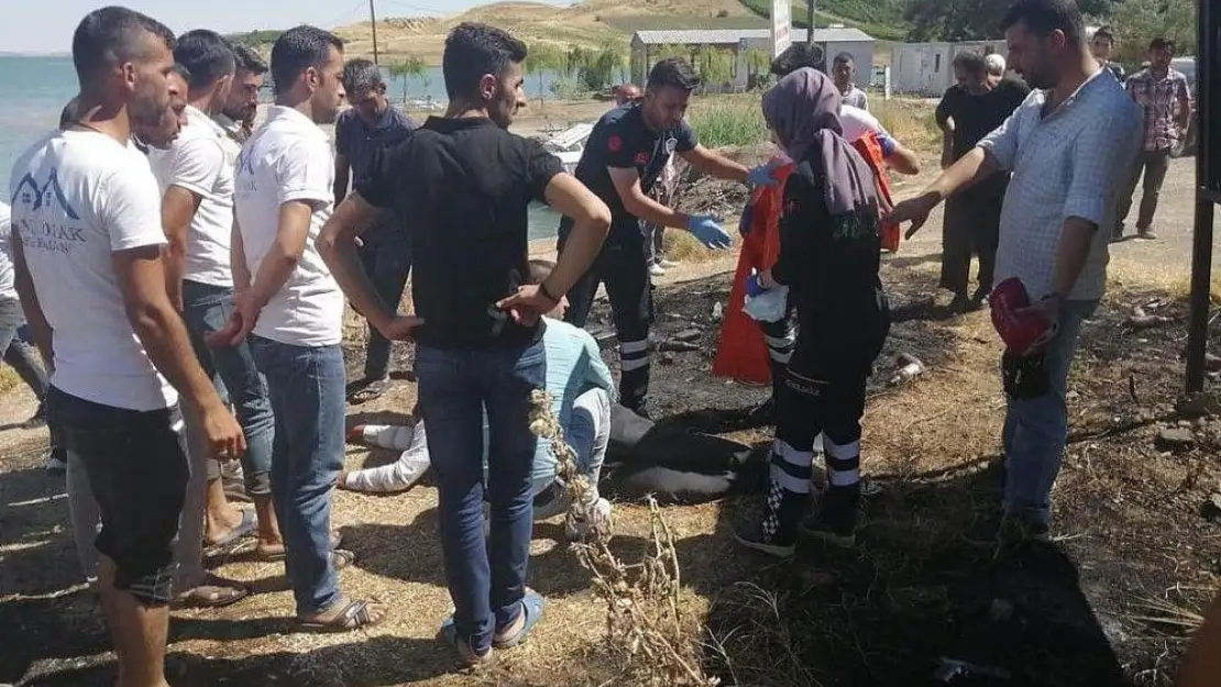 'Tabancayla oynayan genç kendini vurdu'