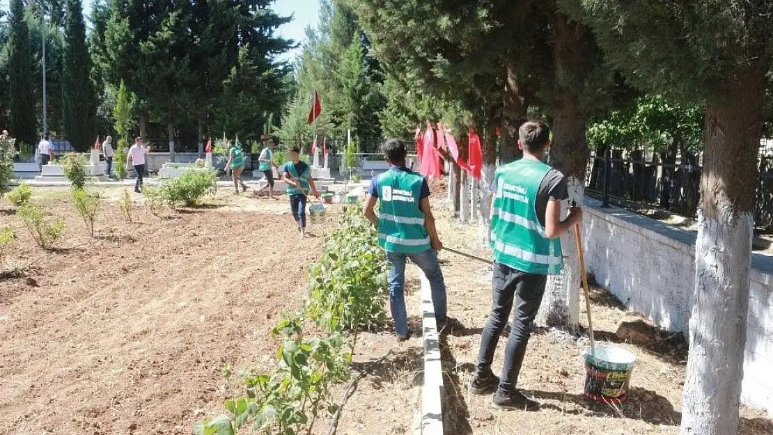 'Şehitliğin bakımı hükümlülerden'