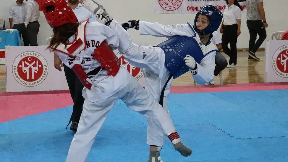 'Ümitler Türkiye Taekwondo Şampiyonası Sivas´da başladı'