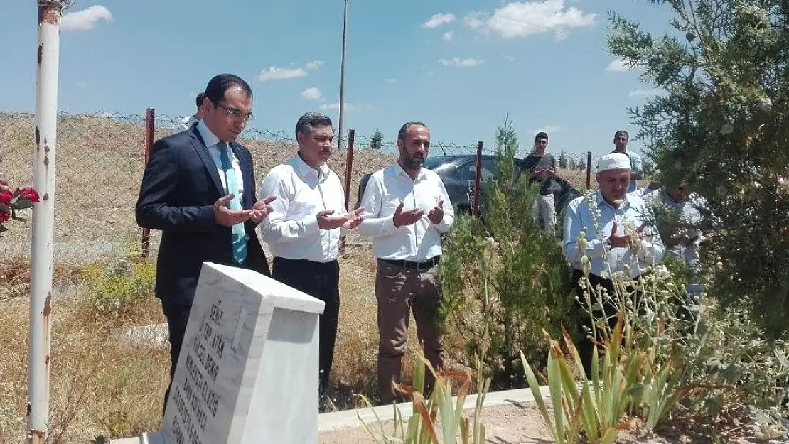'Kovancılar´da şehit kabirleri ziyaret edildi, mevlit okutuldu'
