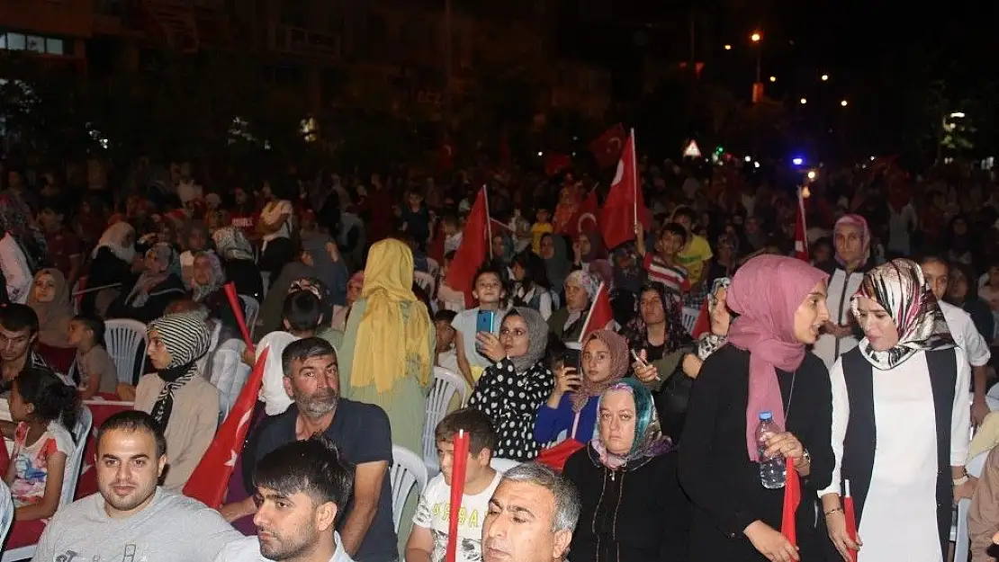 'Kahta İlçesinde 15 Temmuz etkinliği'