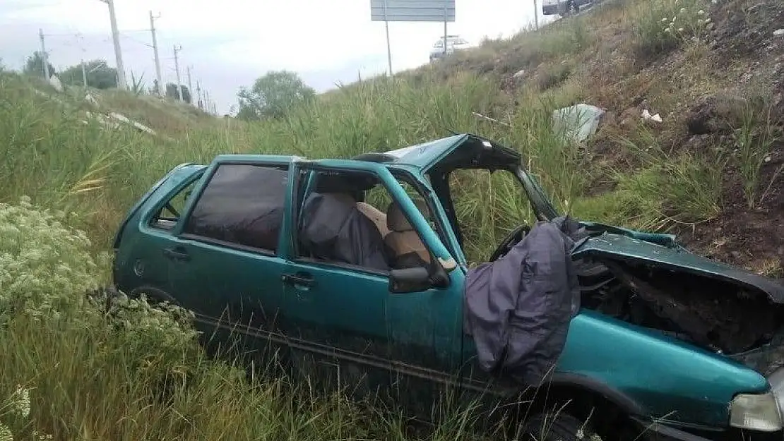 'Sivas´ta trafik kazası: 1 ölü, 1 yaralı'