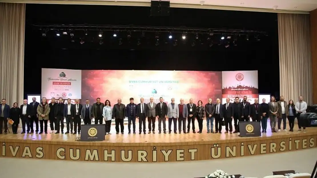 '25 üniversiteden 48 akademisyen katıldı'