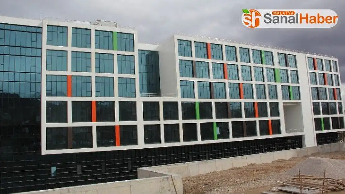İnönü Üniversitesi  Onkoloji Hastanesine 3 bin 562 kişi başvuru
