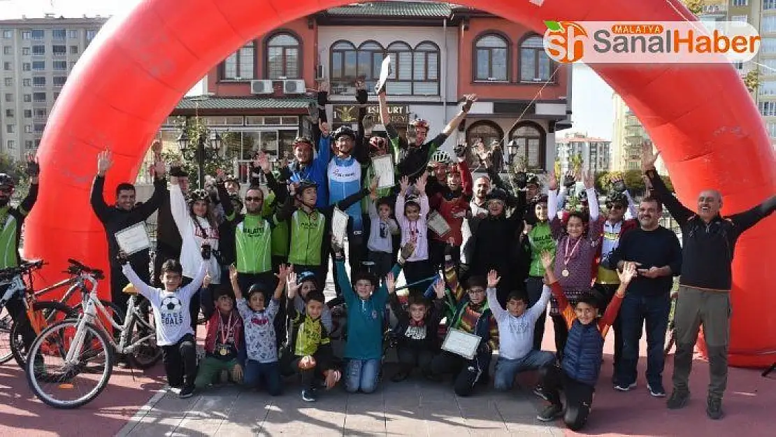2.geleneksel bisiklet şenliği renkli geçti