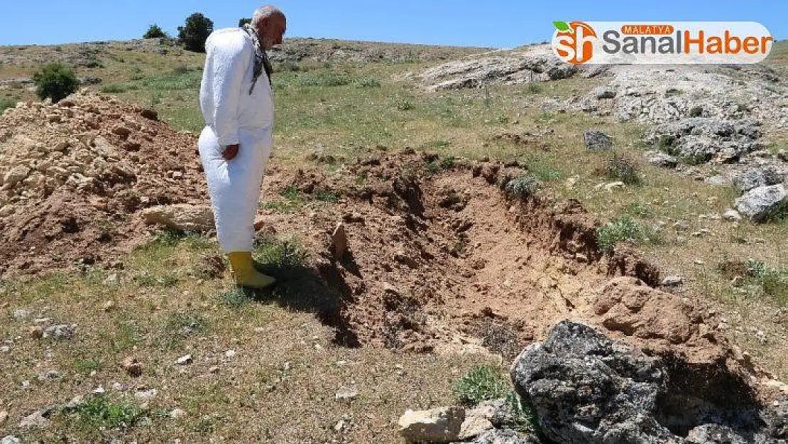 3 bin yıllık Hıdırbaba Höyüğüne defineciler zarar verdi