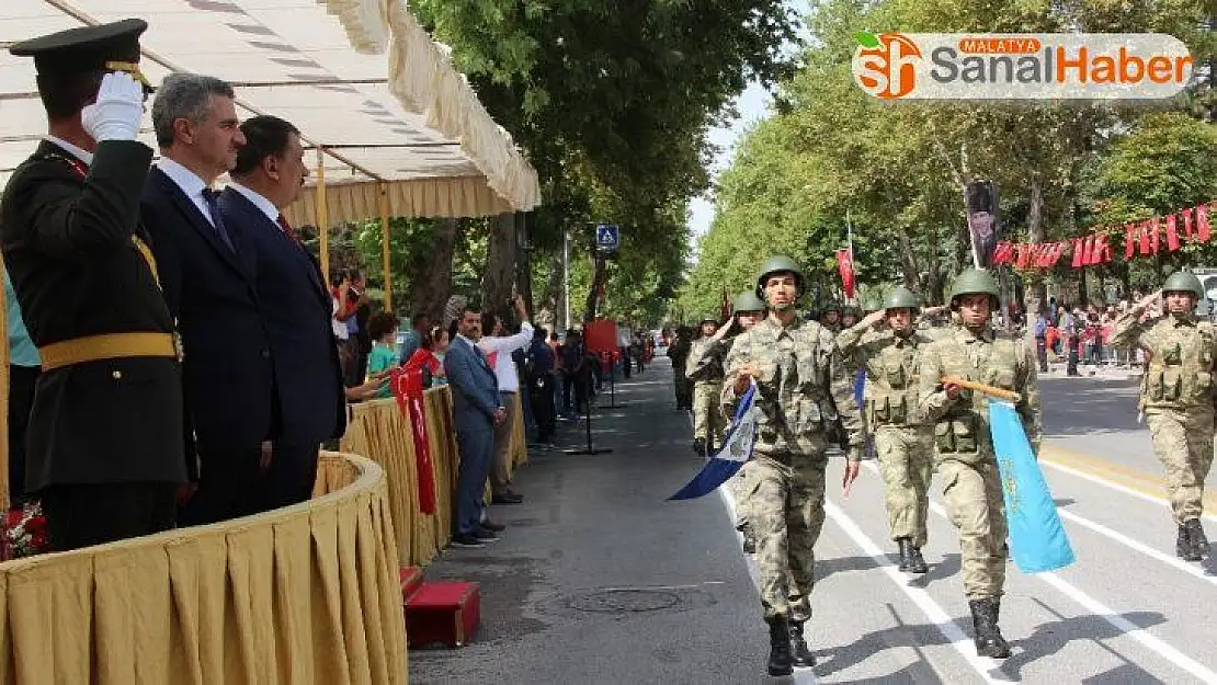 30 Ağustos Zafer Bayramı Malatya'da coşkuyla kutlandı