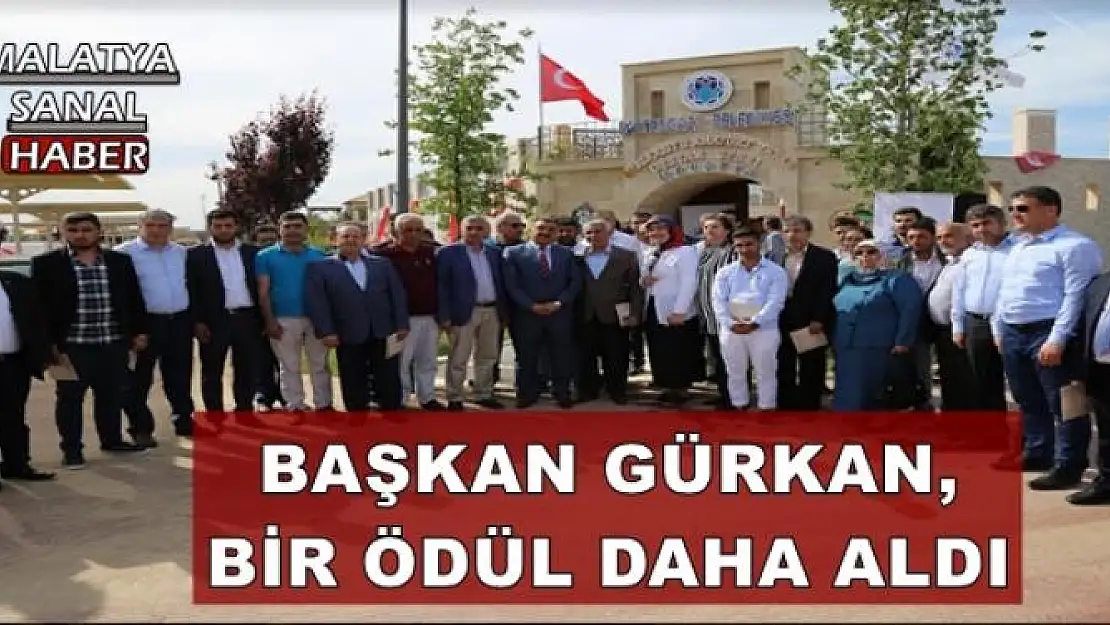 BAŞKAN GÜRKAN, BİR ÖDÜL DAHA ALDI