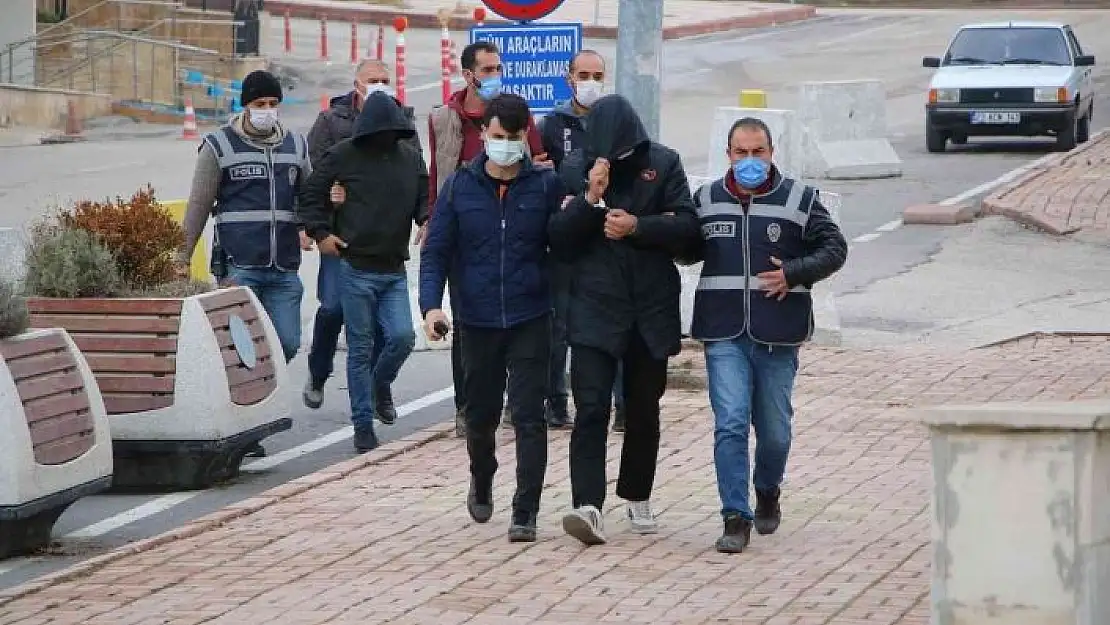 '55 suç kaydından aranan 3 şüpheli polis ekipleri tarafından yakalandı'