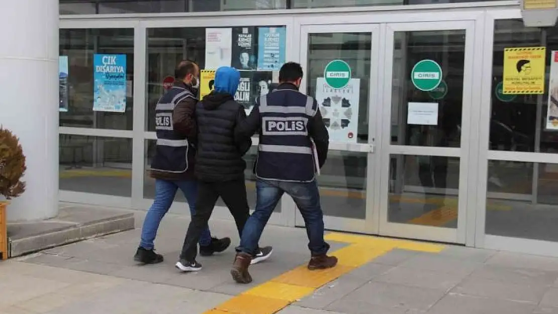 '60 bin liralık inşaat malzemesi çalan şüpheli önce kameralara ardından polise yakalandı'