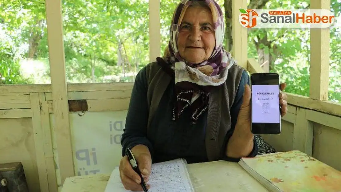 63 yaşında diplomasını aldı, 67 yaşında kitap çıkarıp gelirini eğitim göremeyen kız çocuklarına bağışladı