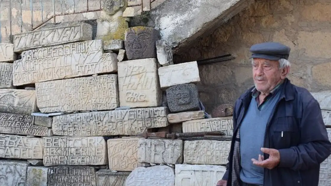 '80 yıldır taşlara şekil veriyor'