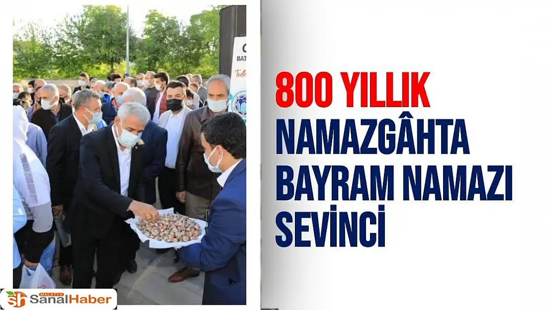 800 yıllık namazgâhta bayram namazı sevinci