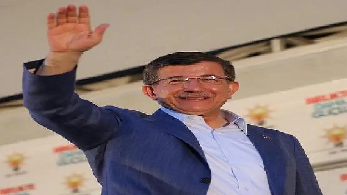 BAŞBAKAN'DAN MALATYA'YA HASTANE, HIZLI TREN VE KAYISI İHRACATI MÜJDESİ