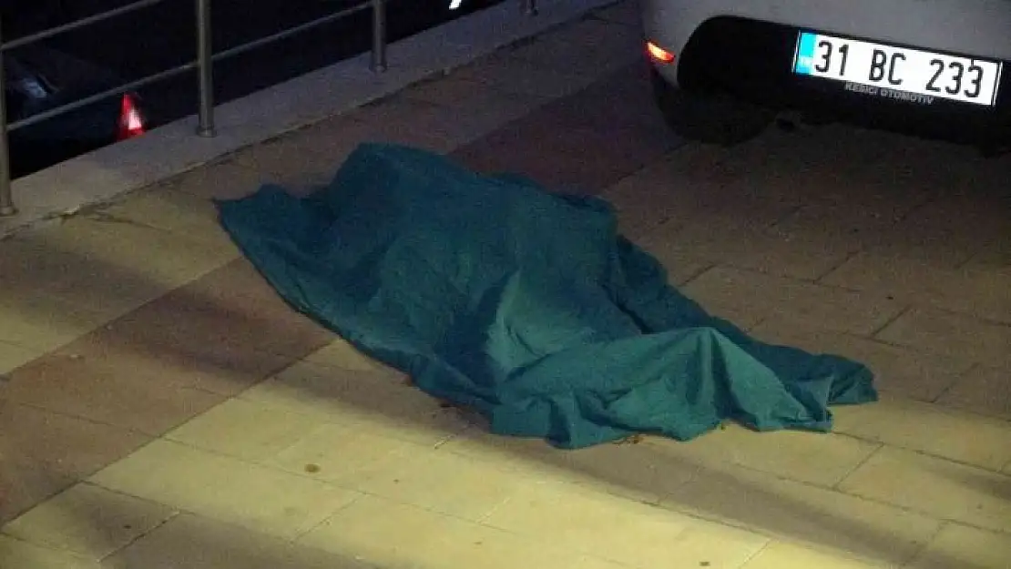 '93 yaşındaki yaşlı kadın pencereden düşerek hayatını kaybetti'