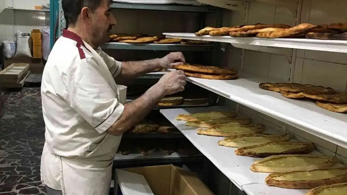 '93 yıllık fırında yapılan ekmekler il dışına gönderiliyor'