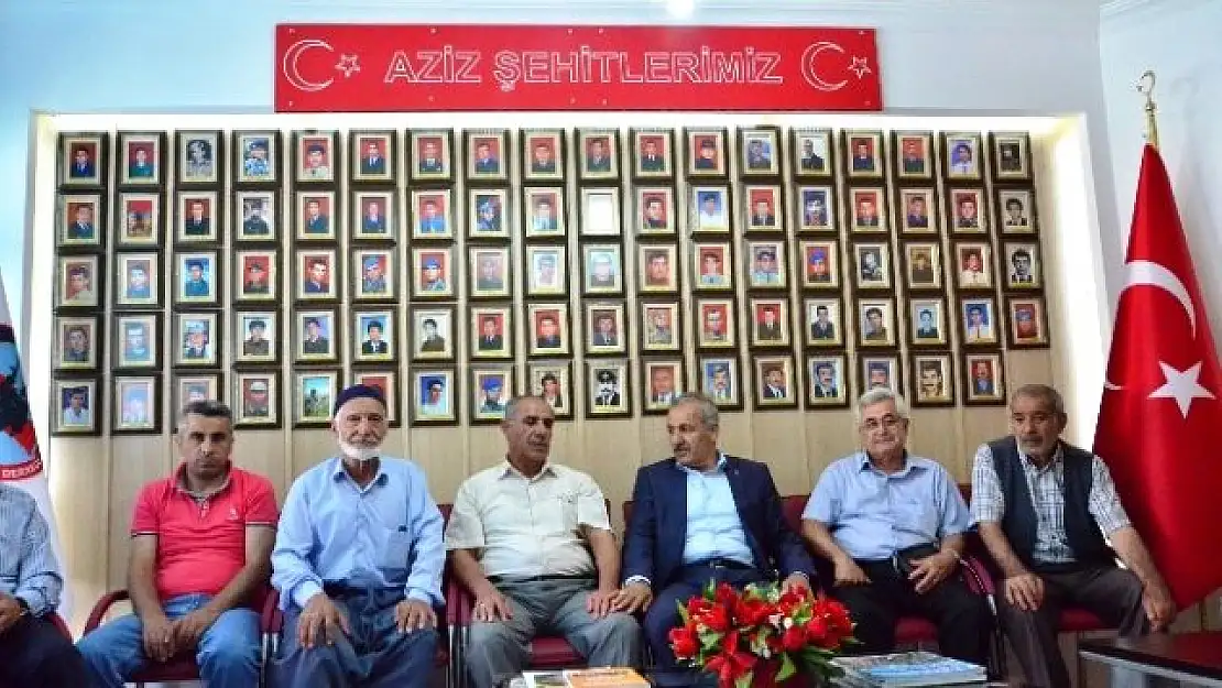 Ak Partili Vekilden Hdp´ye Eleştiri