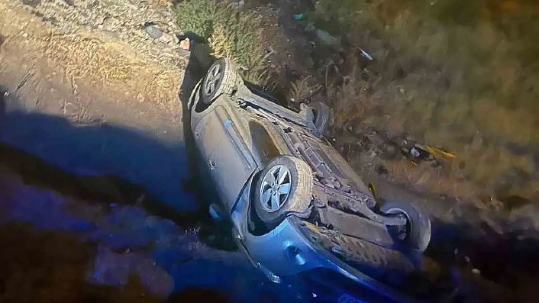 'Acar ailesi trafik kazası geçirdi'