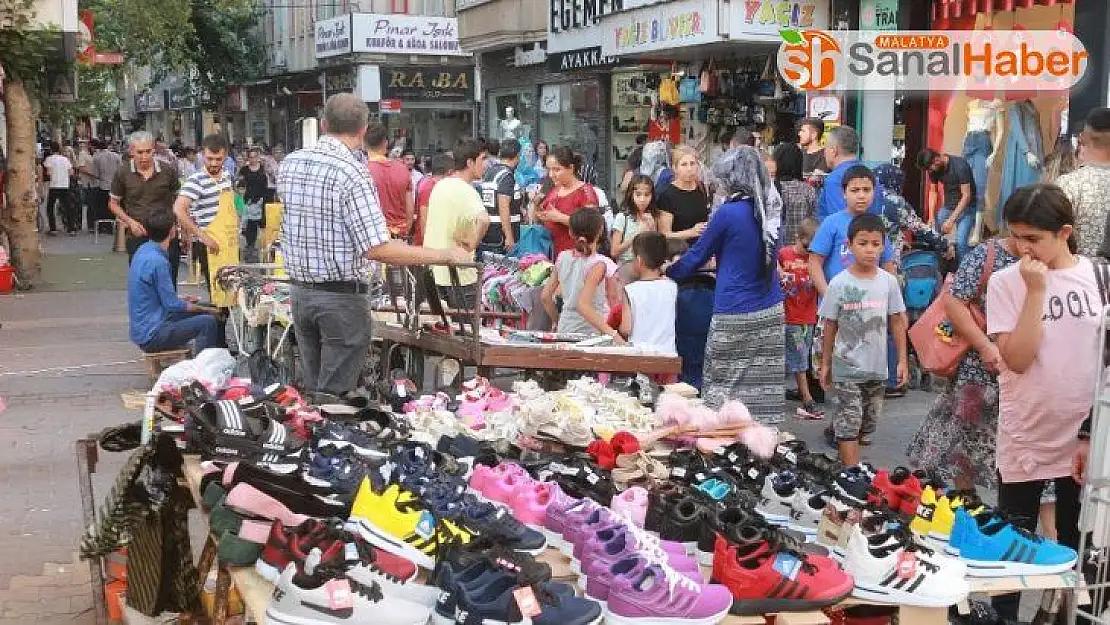 Adıyaman'da bayram öncesi alışveriş yoğunluğu