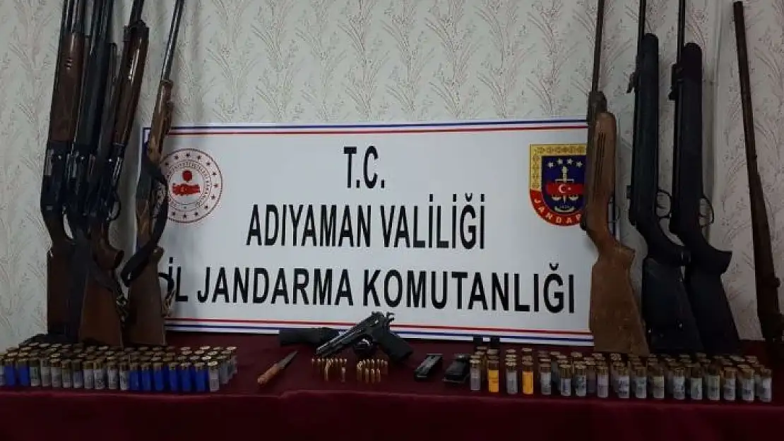 'Adıyaman´da bir evde çok sayıda silah ele geçirildi'