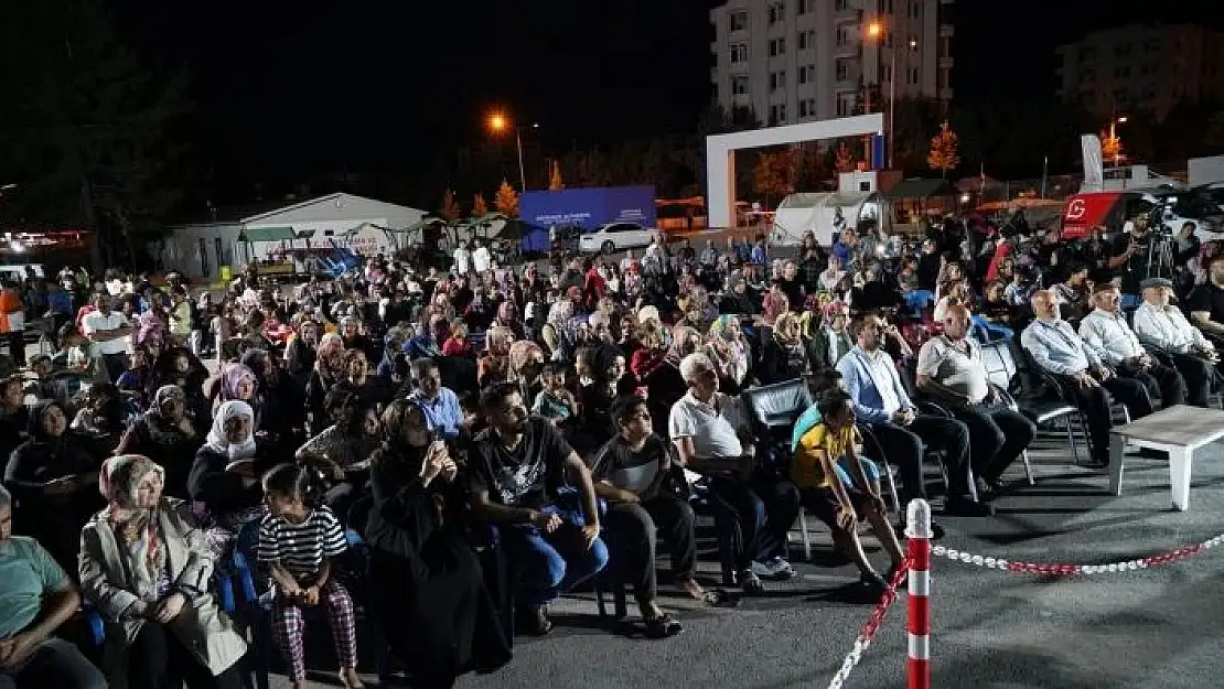 'Adıyaman´da deprem şehitleri anıldı'