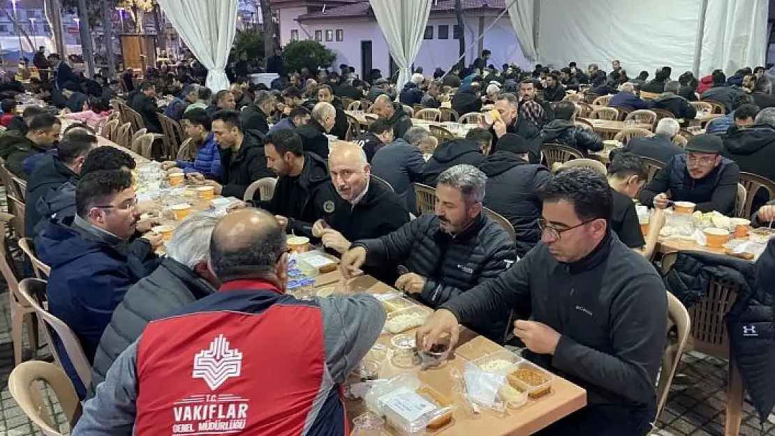 'Adıyaman´da ilk iftar dualarla açıldı'