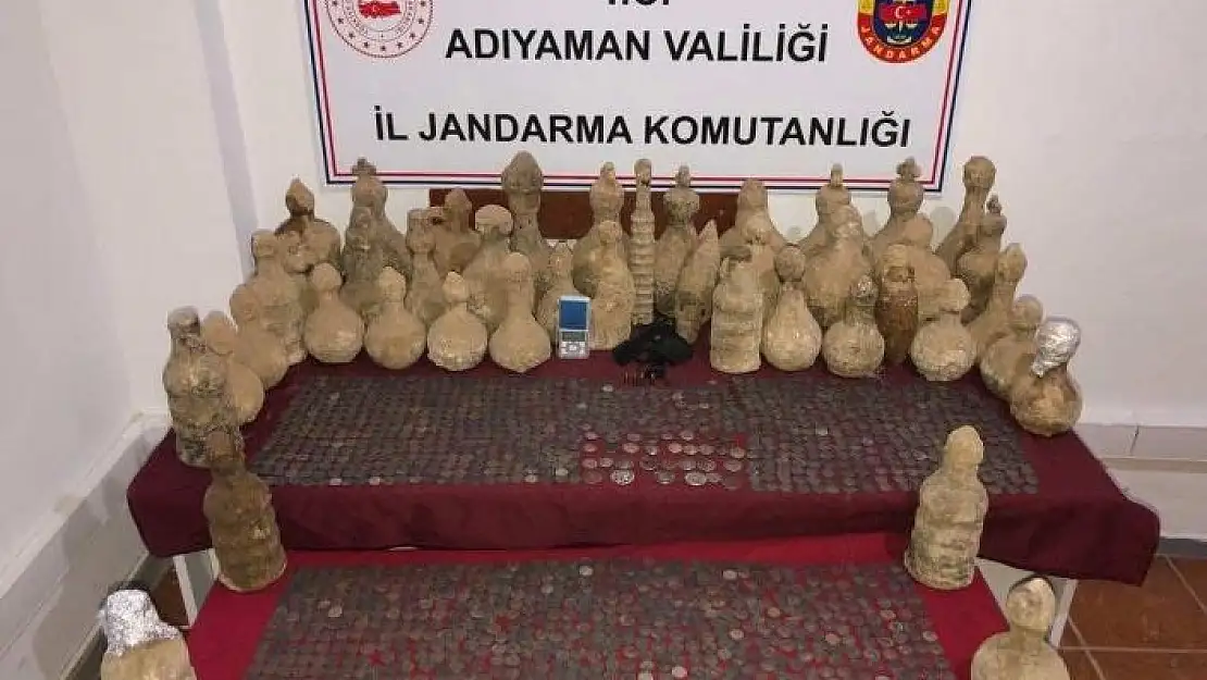 'Adıyaman´da ki operasyonda Roma Dönemine ait bin 578 adet sikke ele geçirildi'