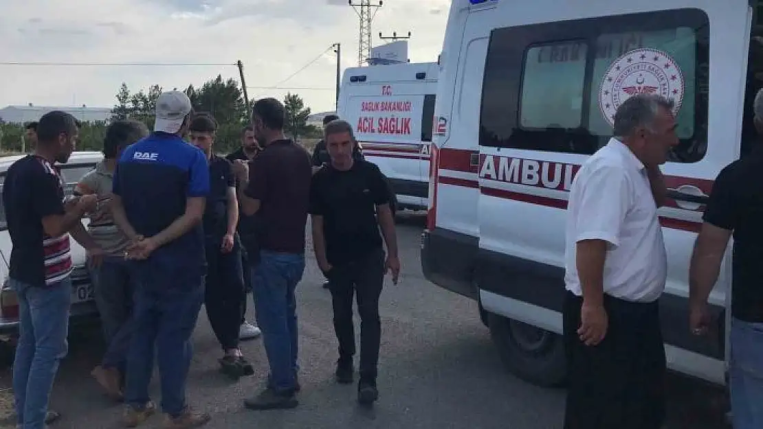 'Adıyaman´da motosiklet devrildi: 3 yaralı'