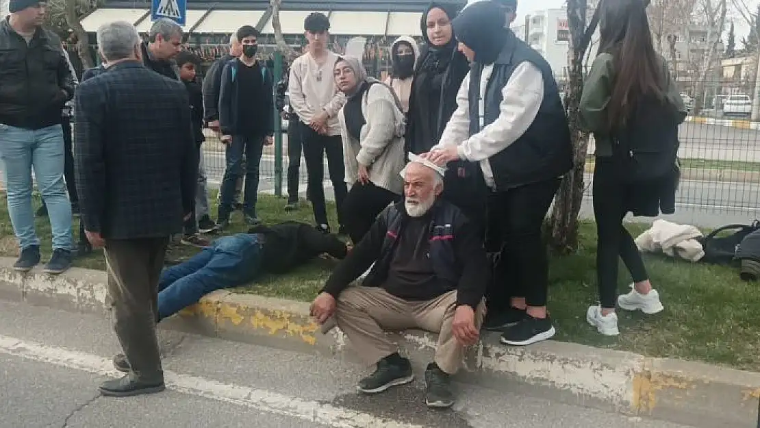 'Adıyaman´da motosiklete hafif ticari araç çarptı: 1´i ağır 2 yaralı'