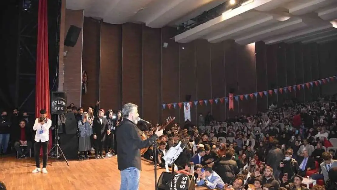 'Adıyaman Ülkü Ocakları´ndan Ali Kınık konseri'