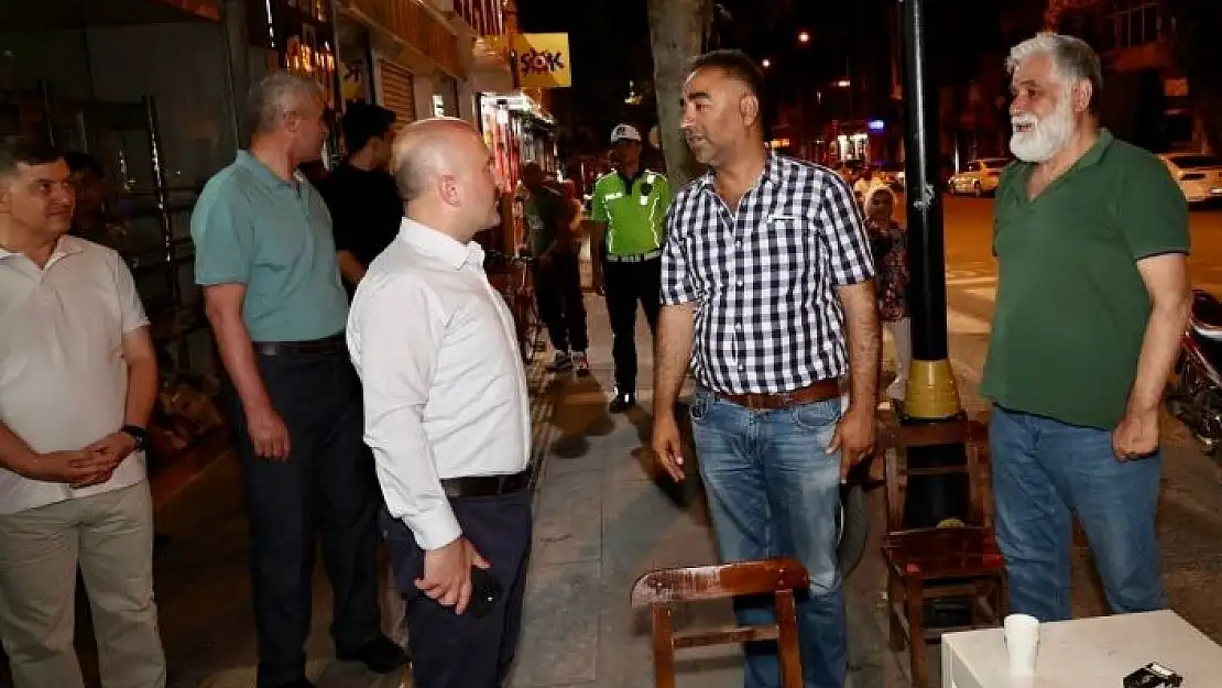 'Adıyaman Valisi Osman Varol, esnafla bir araya geldi'