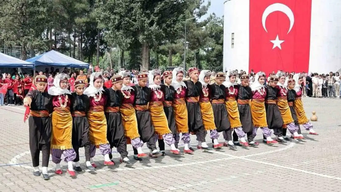 'Adıyamanda 23 Nisan çeşitli etkinliklerle kutlandı'