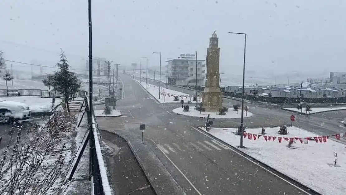 'Adıyamanın Sincik ilçesine kış yeniden geldi'