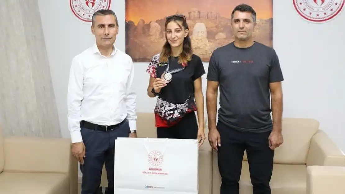 'Adıyamanlı sporcular atletizmde Türkiye ikincisi oldu'