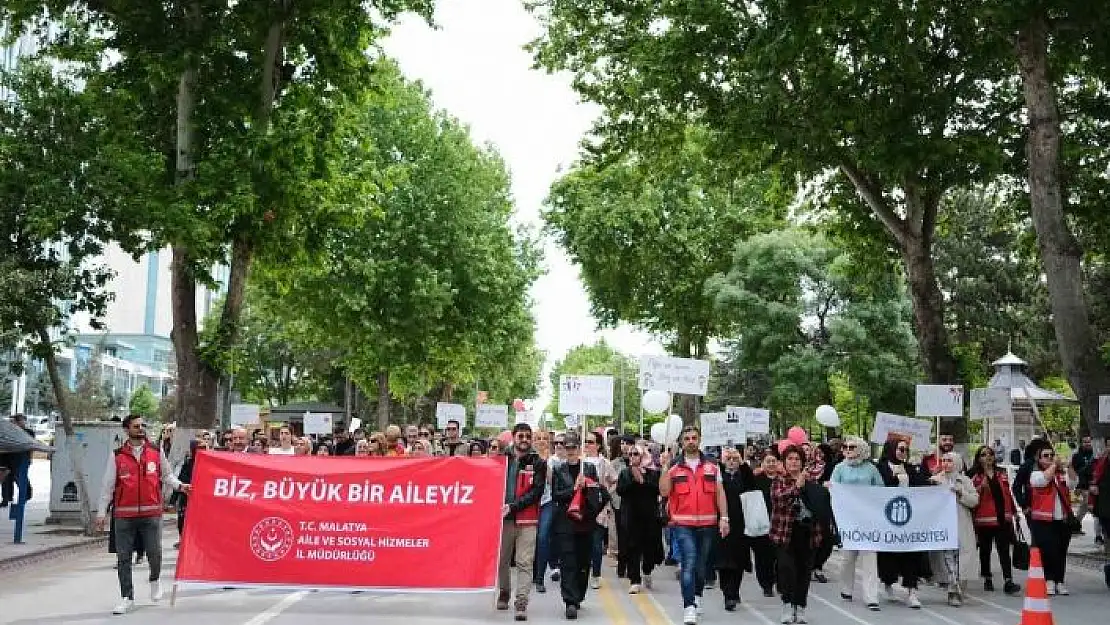 'Ailemiz İstikbalimiz temalı kortej yürüyüşü gerçekleştirildi'