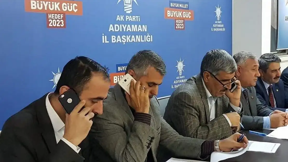 'AK Parti 34 bin üyesine telefonla ulaştı'