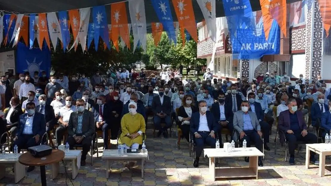 'AK Parti Akçadağ ilçe kongresi yapıldı'
