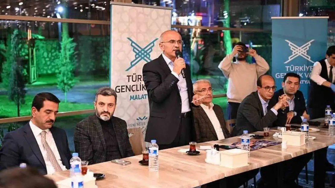 'AK Parti Büyükşehir Belediye Başkan Adayı Sami Er gençlerle buluştu'