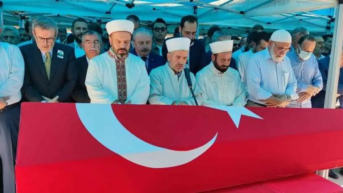 'Ali Sezal son yolculuğuna uğurlandı'