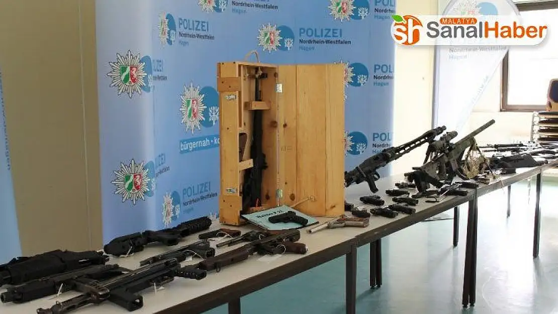 Almanya'da işçi fabrikadan çaldığı silahları çetelere sattı