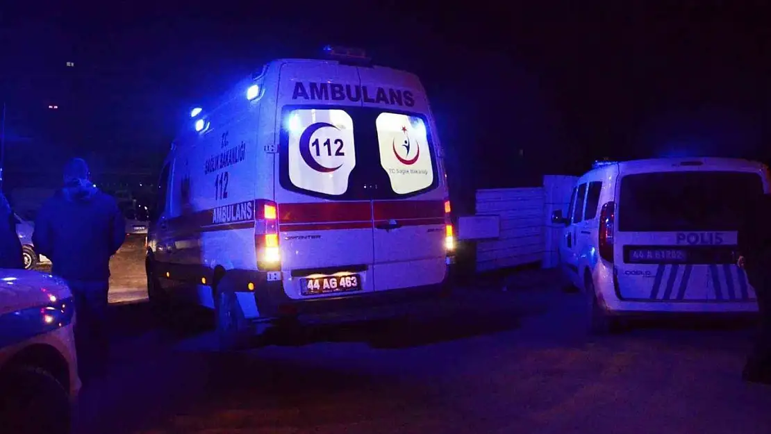 Malatya'da Ambulans ekibine saldırı