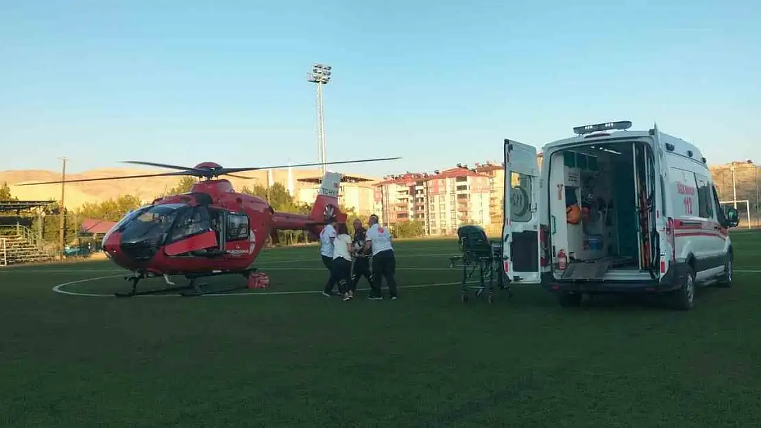 Ambulans helikopter kalp krizi geçiren hasta için havalandı