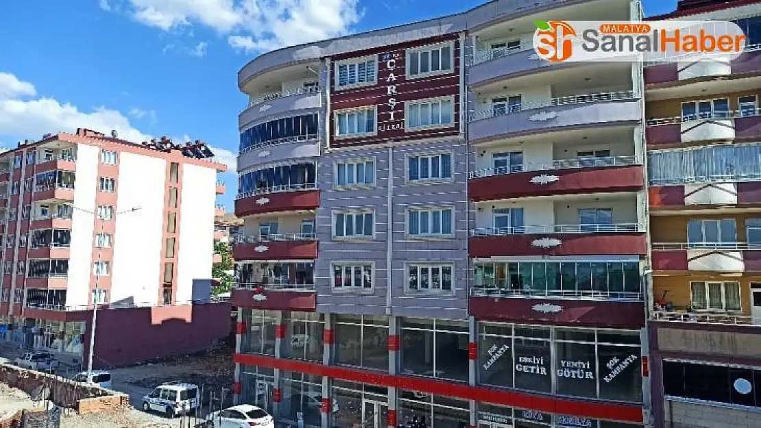 Apartmanın 6'ncı kattan düşen kadın hayatını kaybetti