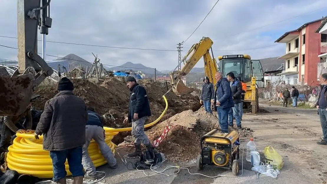 'Arapgir´de doğalgaz çalışmaları hız kesmeden devam ediyor'