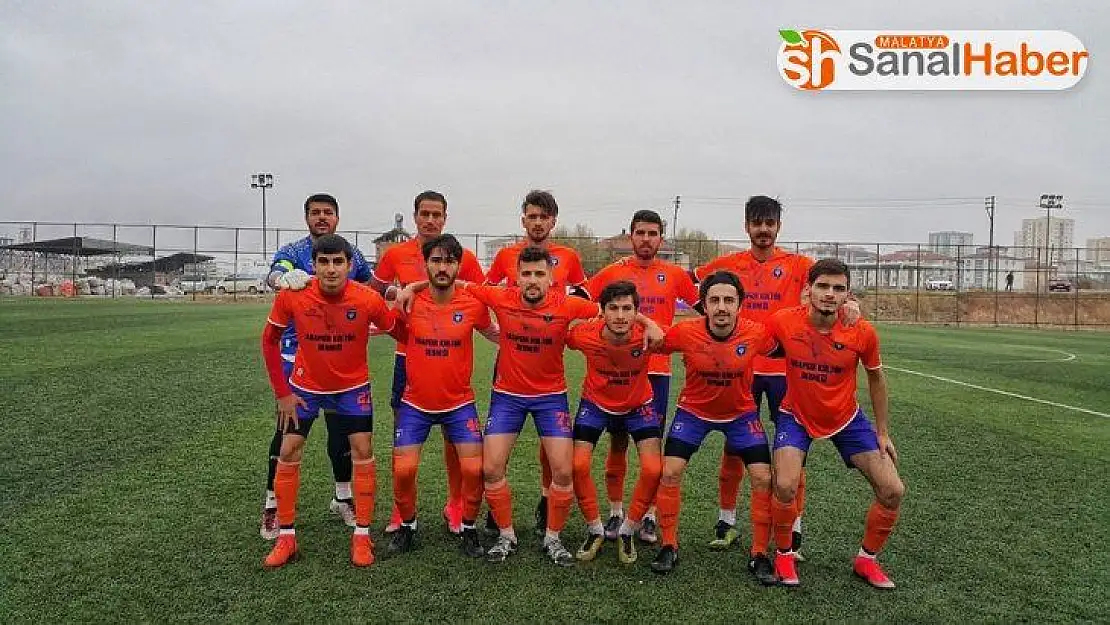 Arapgirspor liderliği bırakmak istemiyor