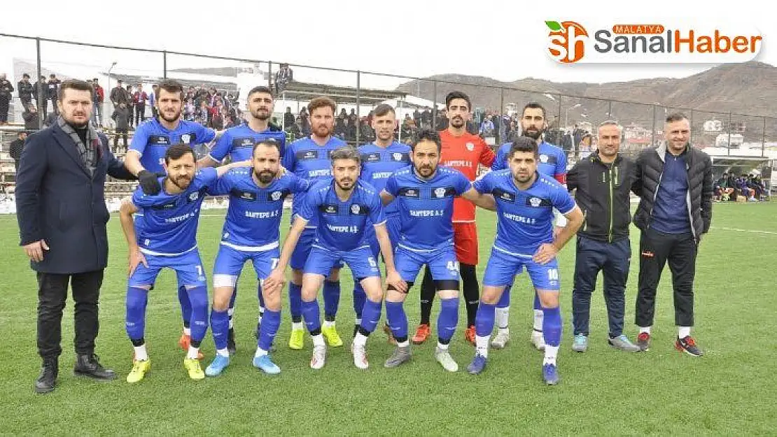 Arguvan Belediyespor liderliğini sürdürdü