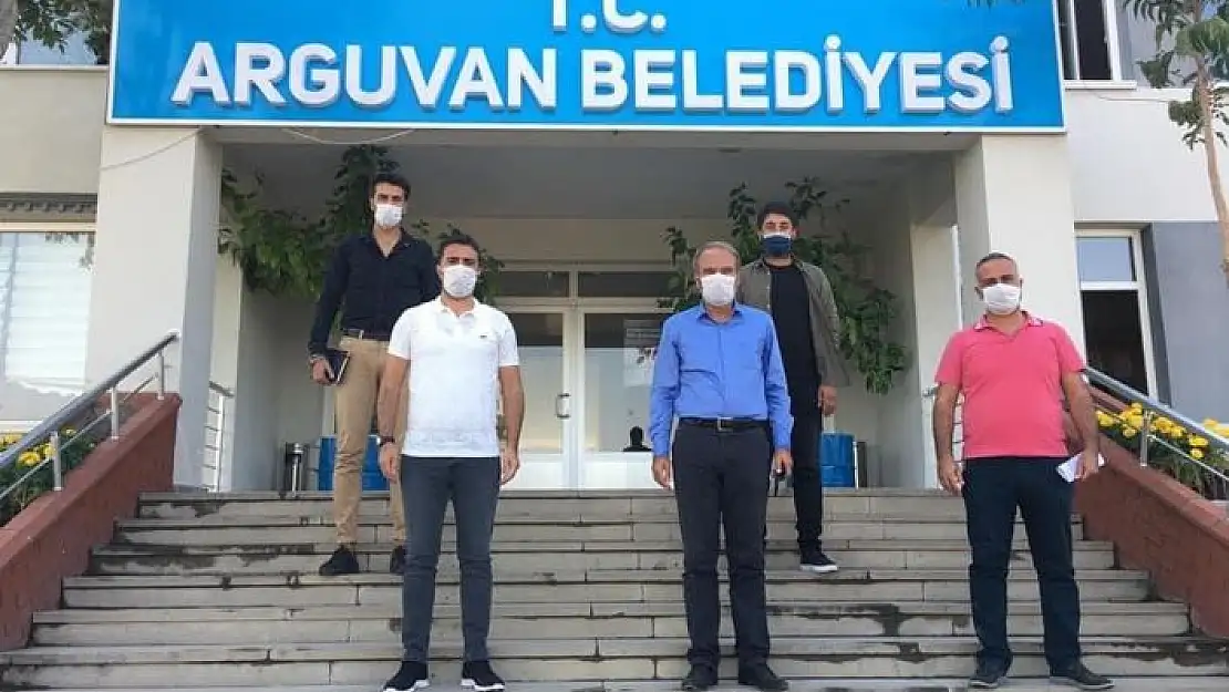 'Arguvan Belediyespor Soner Bayram ile sözleşme imzaladı'