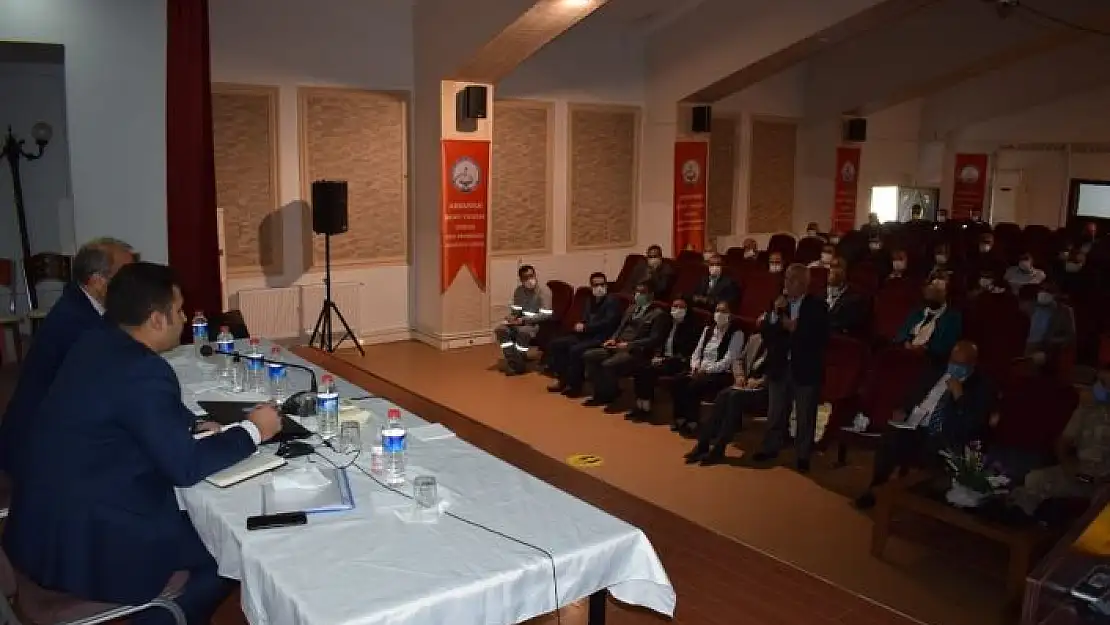 'Arguvan´da depremde hasar gören ev ve ahırların yıkımına başlanacak'