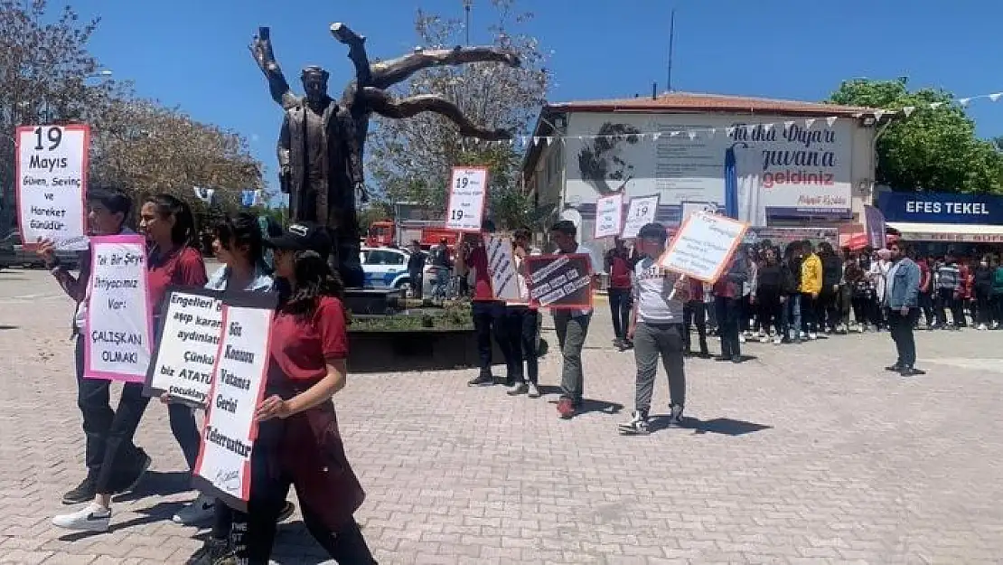 'Arguvanlı gençler sokaklara taştı'